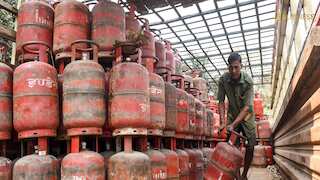 गैस की किल्लत होगी खत्म, समंदर के रास्ते आ रहे हैं दो बड़े जहाज, बुकिंग को लेकर सरकार ने कड़े किए नियम!