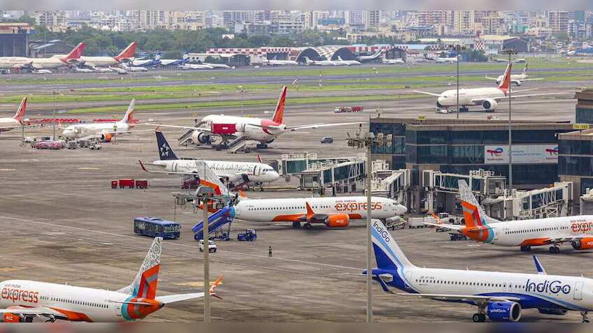 छुट्टी से पहले DGCA का यात्रियों को तोहफा, फ्लाइट में 60% सीटें फ्री ऑफ चार्ज, एक PNR पर साथ बैठेगी फैमिली