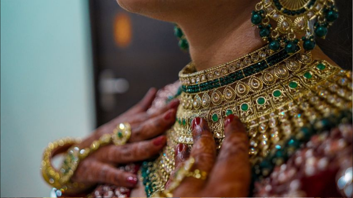 Gold-Silver Price: कल कोहराम-आज थोड़ा आराम, क्रैश के बाद फिर से चढ़ गए सोना-चांदी; 20 मार्च को इतना महंगा हो गया रेट
