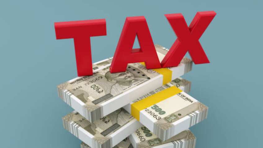  Income Tax: प्रॉपर्टी खरीद रहे हैं या लग्जरी कार? इनकम टैक्स विभाग की इन 15 ट्रांजेक्शन पर है पैनी नजर, जानिए नोटिस से बचने का सही तरीका