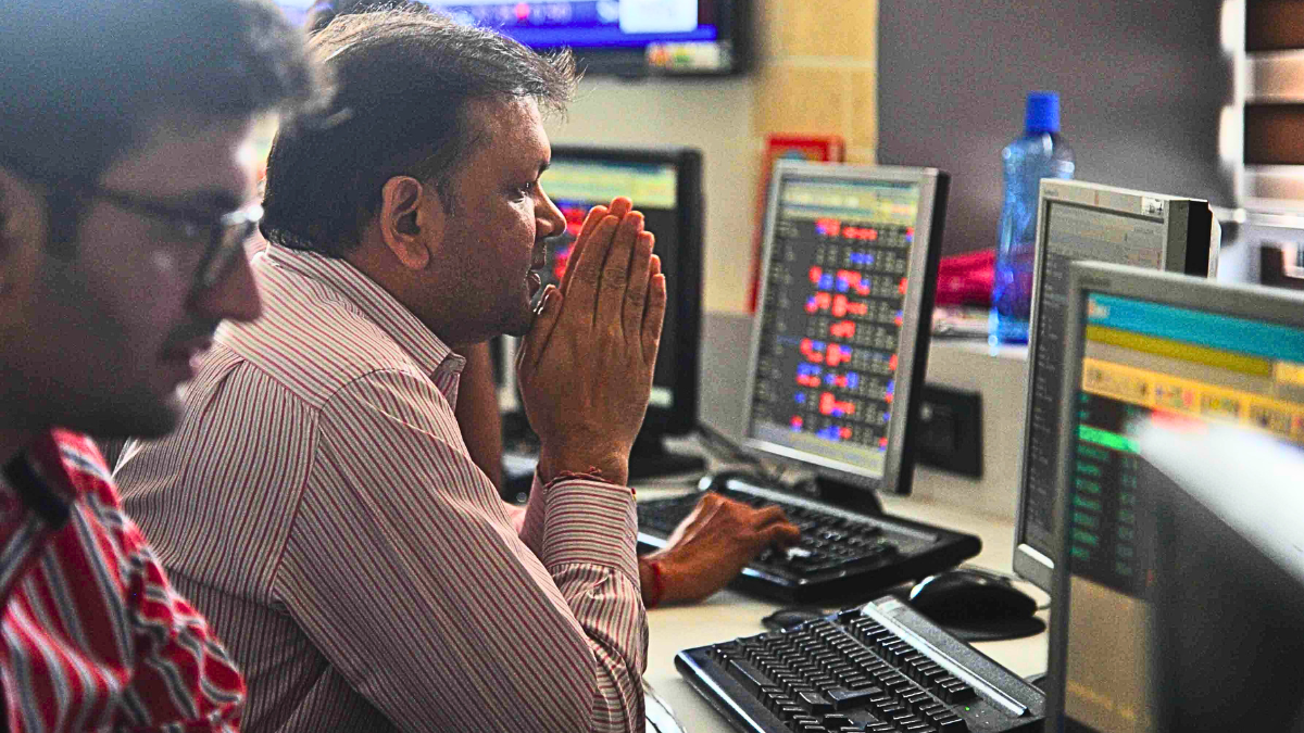 युद्ध, रुपया, क्रूड, FIIs, मंथली एक्सपायरी: 5 फैक्टर्स ने बाजार को डुबोया, 2-2% टूटे सेंसेक्स-निफ्टी; कौन है टॉप लूजर?