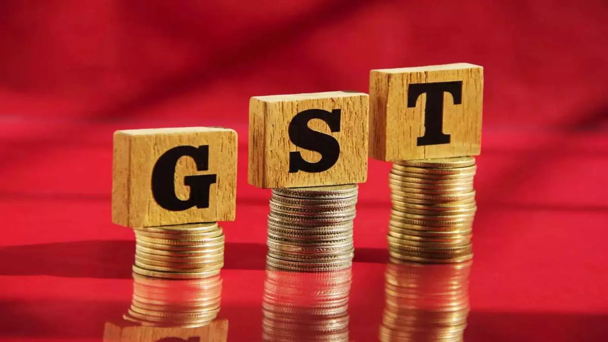FY26 में सरकार ने हासिल किया लक्ष्य, लेकिन ग्लोबल चैलेंज के बीच FY27 के 'Tax Math' में बदलाव संभव