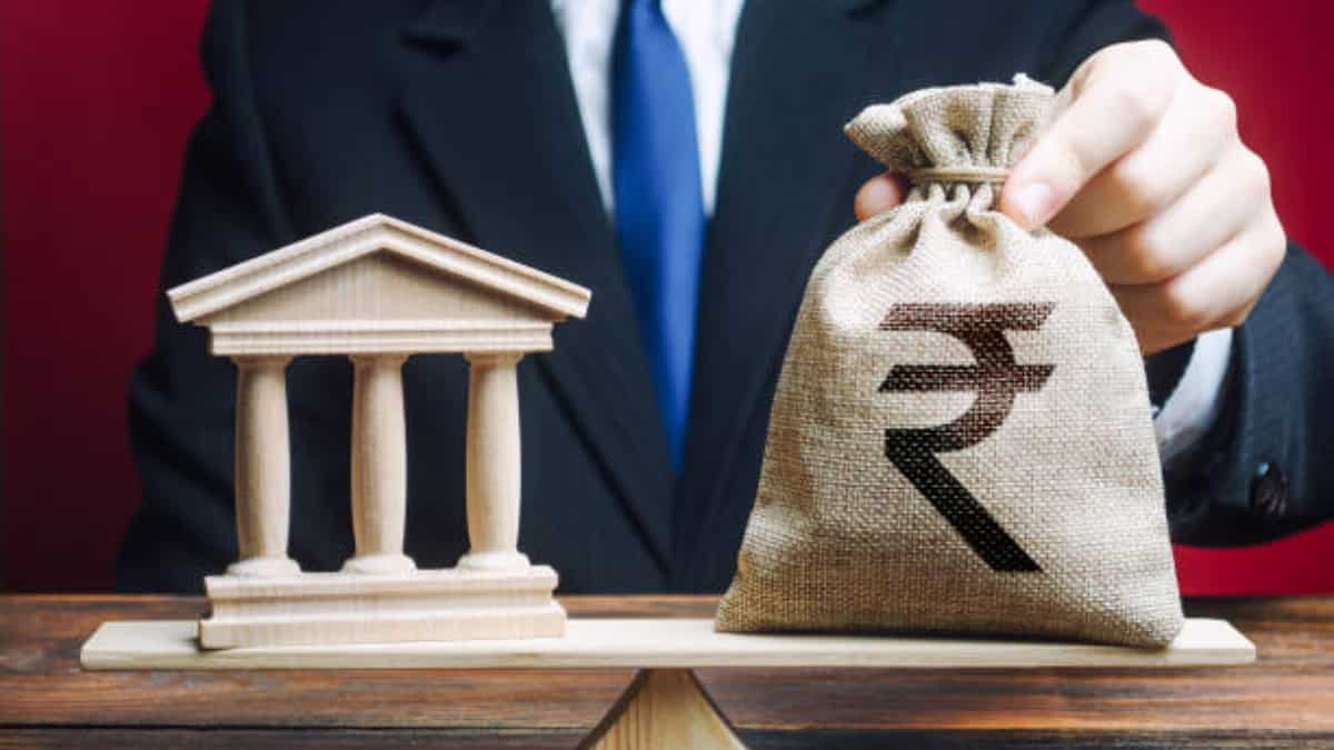 जरूरत पड़ने पर लोन भी मिलेगा