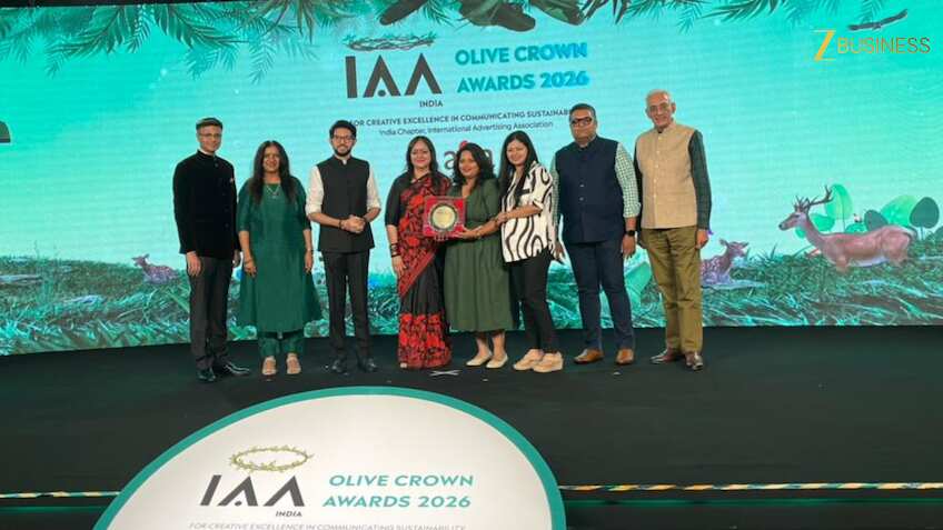 मुंबई में सजा IAA ऑलिव क्राउन अवॉर्ड्स का मंच, सस्टेनेबिलिटी और क्रिएटिव विज्ञापनों का दिखा जलवा