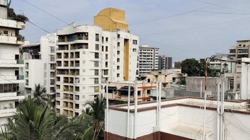 प्रॉपर्टी मार्केट में घरेलू निवेशकों ने फूंकी जान, 60 डील के दम पर टूटा 7 साल का रिकॉर्ड, $4.3 बिलियन का निवेश