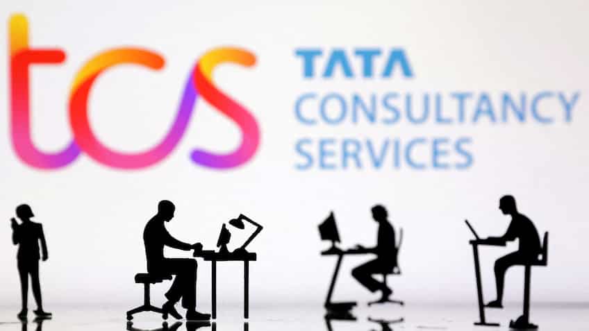 TCS Q4 Results 2026: मुनाफा 12% चढ़कर ₹13,720 करोड़ पर, ₹31/शेयर का फाइनल डिविडेंड देगी आईटी दिग्गज