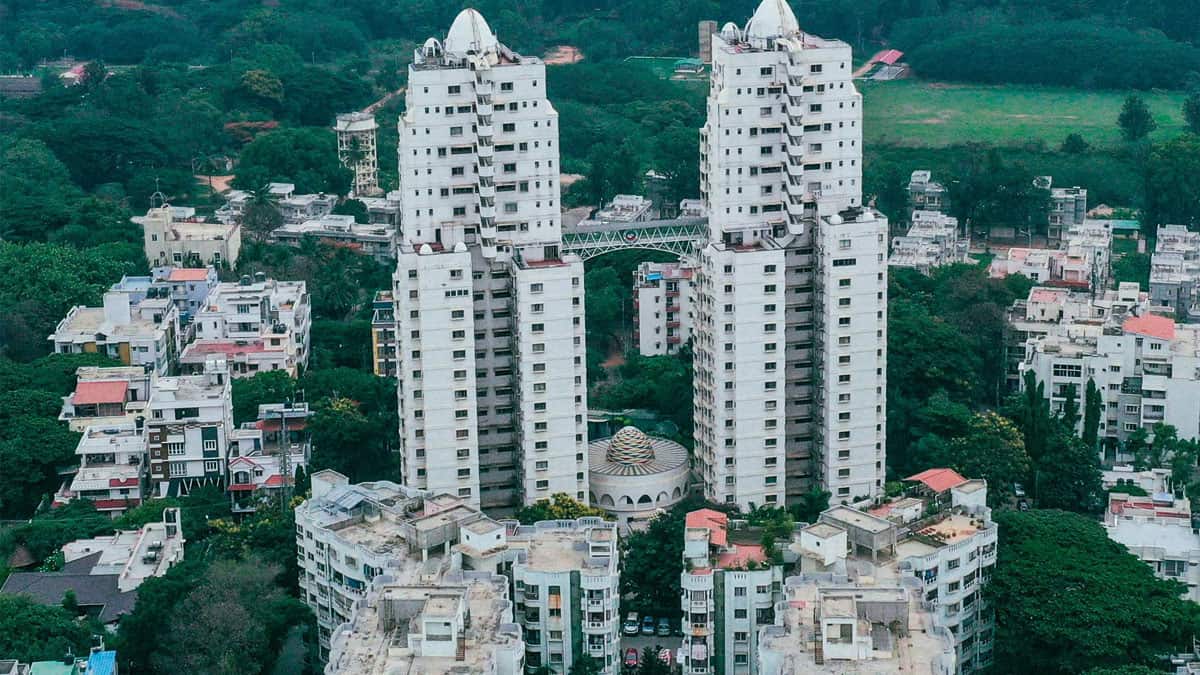 देश में घटी मिडिल क्लास के घरों की बिक्री, केवल ये दो शहर लेकर आए राहत, धड़ल्ले से बिके 50 लाख-1 करोड़ के मकान