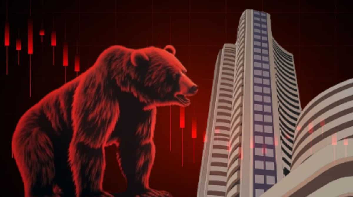 Stock Market Highlights: बाजार में आई रिकवरी, लेकिन ऑटो शेयरों की पिटाई ने बनाया प्रेशर; सेंसेक्स 700- निफ्टी 200 अंक नीचे बंद