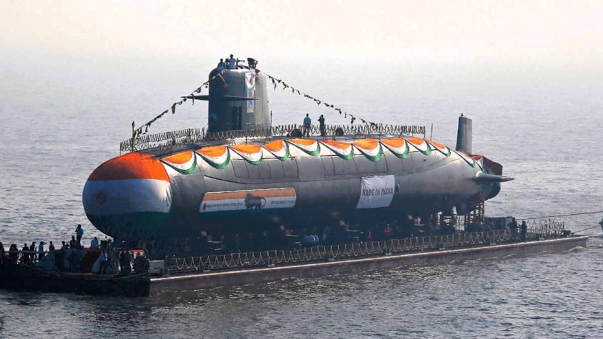 Defence PSU Stock में शुभ निवेश की सलाह, इंडियन नेवी की बैकबोन है कंपनी; ब्रोकरेज ने दिया बड़ा टारगेट
