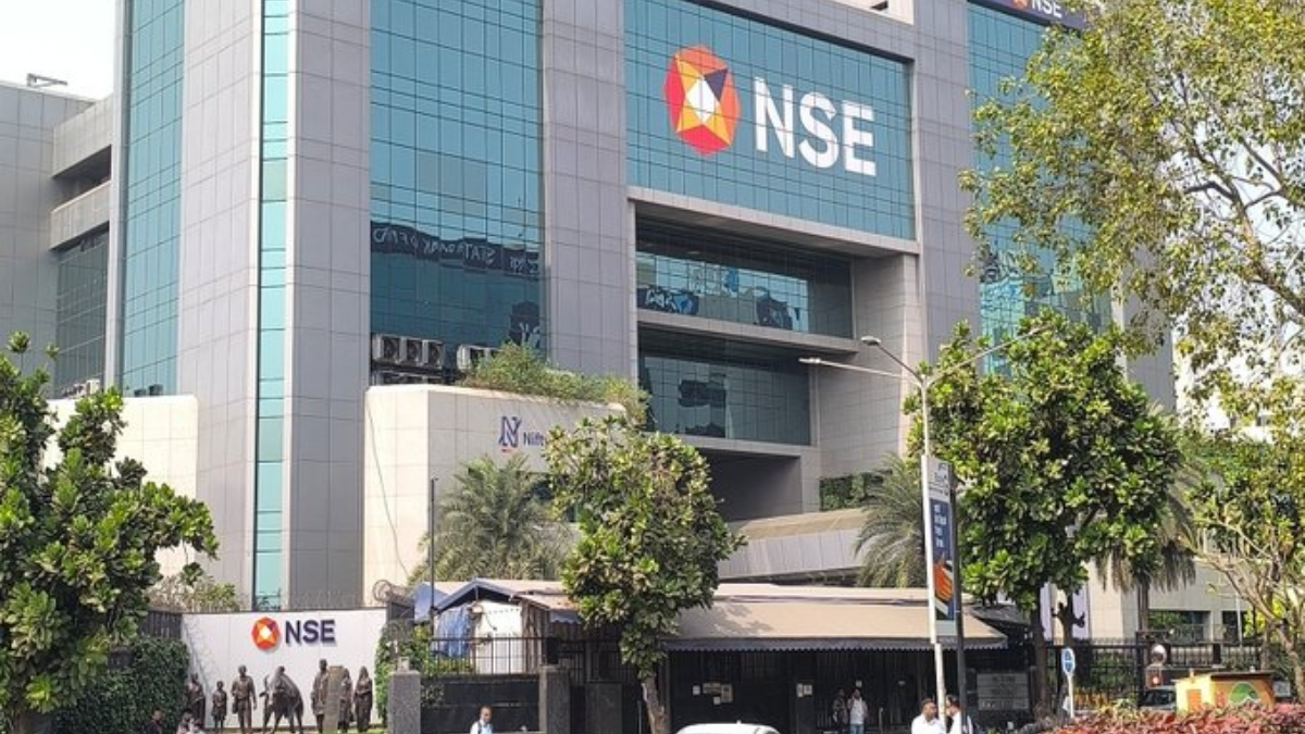 Stock Market Closed Today: आज शेयर बाजार बंद: अंबेडकर जयंती पर NSE-BSE में छुट्टी, जानिए MCX और बैंक का क्या है हाल