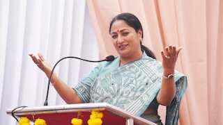 दिल्ली की मुख्यमंत्री का बड़ा ऐलान,  इन 4 आईटीआई में लगाई जाएंगी मॉडर्न लैब्स, युवाओं को मिलेगा फायदा