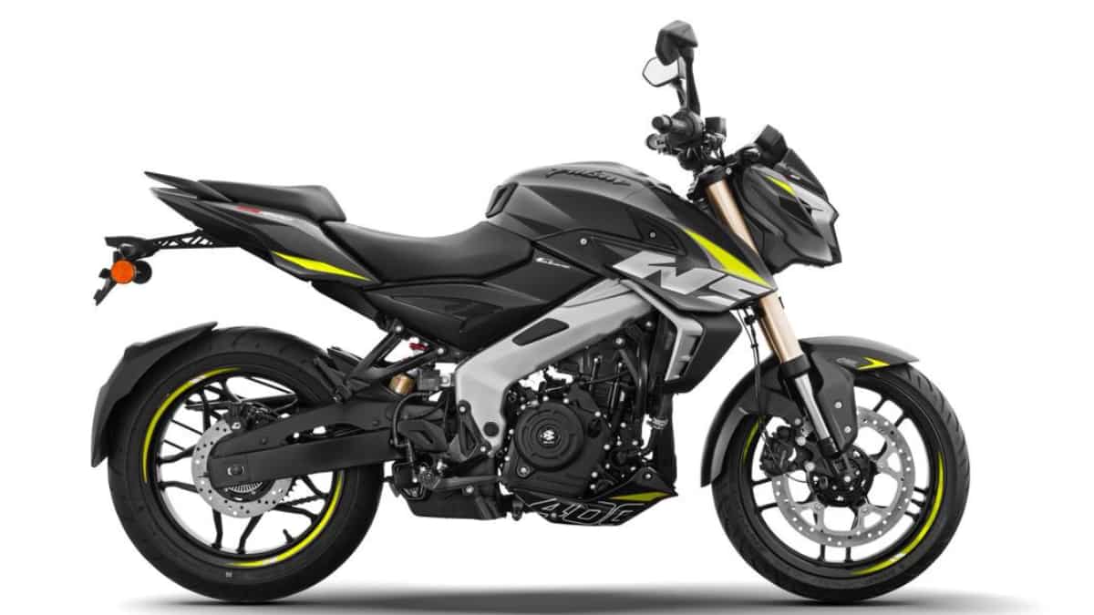बजाज पल्सर NS400Z लॉन्च; छोटा इंजन लेकिन दमदार परफॉर्मेंस, 4 राइडिंग मोड समेत कई धांसू फीचर्स, जानें कीमत