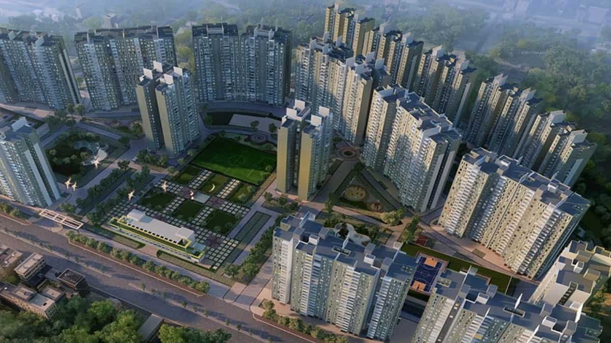 नोएडा में मिड सेगमेंट घरों की कीमत