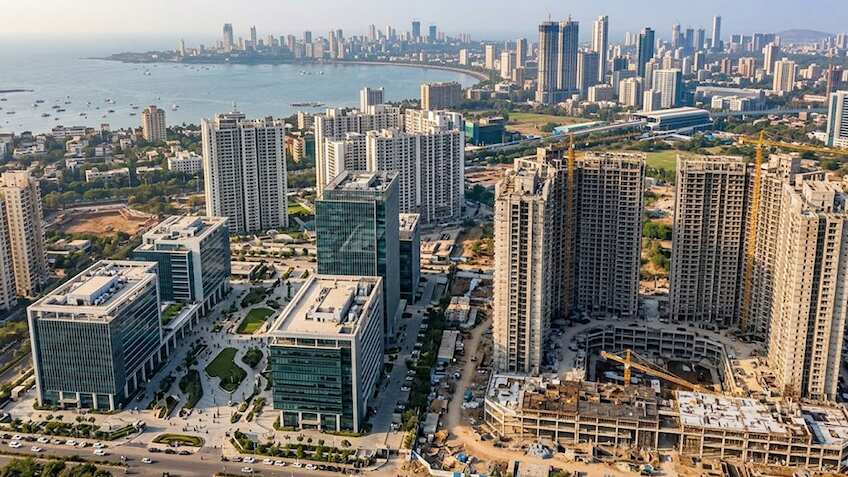 गुरुग्राम के बाद मेट्रो सिटीज में DLF का दांव, 26 मिलियन Sq Ft का लैंड बैंक, 6 मिलियन में प्रोजेक्ट्स तैयार