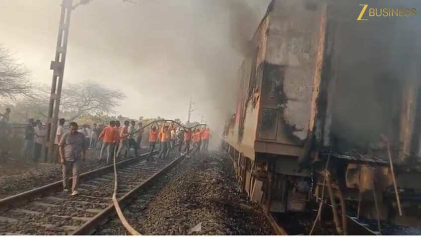 त्रिवेंद्रम-दिल्ली राजधानी  एक्सप्रेस में लगी भीषण आग, मचा हड़कंप, दिल्ली-मुंबई रेल रूट प्रभावित