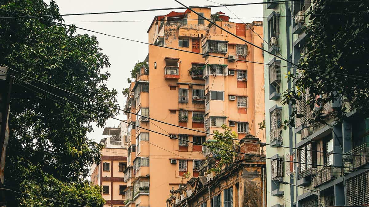 प्रोजेक्ट लॉन्च में सतर्कता