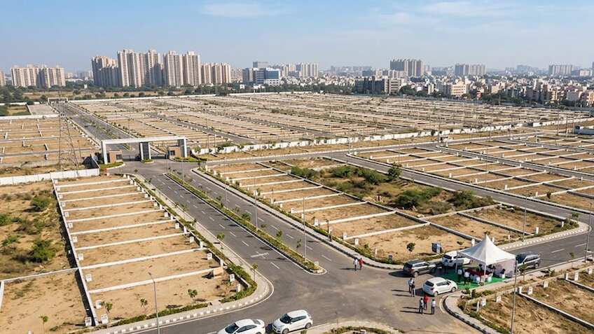 GDA मधुबन बापूधाम स्कीम: प्लॉट के लिए नहीं है पूरा पैसा? बिल्डर जैसा पेमेंट प्लान, 2 साल की किस्तों में दें रकम