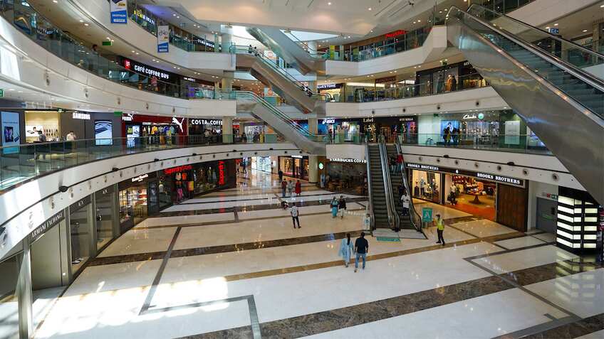 शॉपिंग मॉल्स के लिए DLF का बड़ा प्लान, 7 मिलियन Sqft की नई रिटेल पाइपलाइन तैयार, 15% तक बढ़ाएगी शेयर
