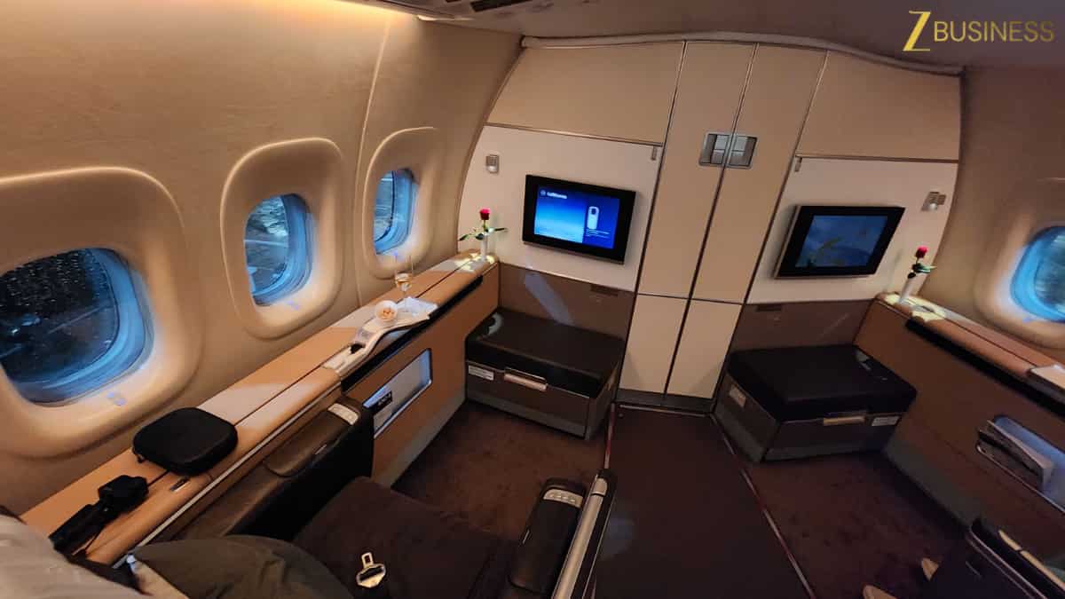  3. लुफ्थांसा (Lufthansa)-बोइंग 747-800 और एयरबस A350 में फर्स्ट क्लास