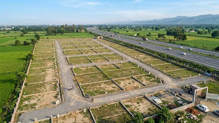 GDA मधुबन बापूधाम योजना का पेंच, 40-60 वर्ग मीटर प्लॉट पर लागू होगी इनकम लिमिट, देना होगा आय प्रमाण पत्र