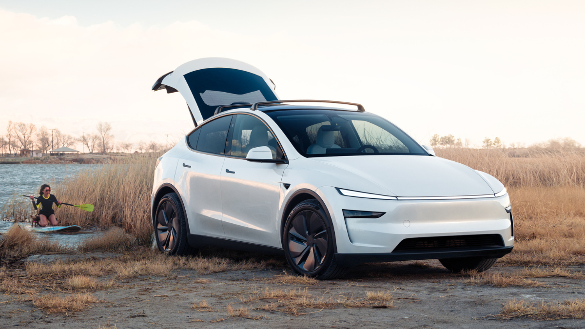 Tesla की एक और कार भारत में लॉन्च; 500 km रेंज के साथ जबरदस्त सेफ्टी, जानें कीमत और फीचर्स