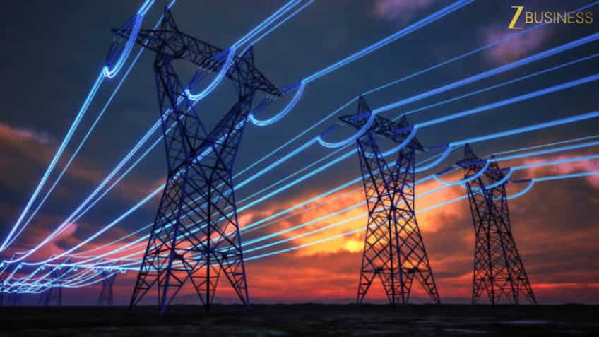 UP Electricity News: यूपी में बिजली महंगी करने की तैयारी पर रोक! नियामक आयोग ने UPPCL को लगाई फटकार, मांगा जवाब?
