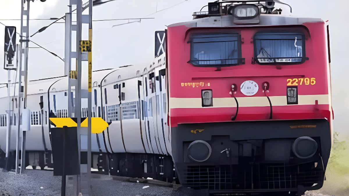 लुधियाना ट्रेन घटना के बाद रेलवे अलर्ट: देशभर में फायर सेफ्टी ऑडिट और कोच सेफ्टी ड्राइव शुरू