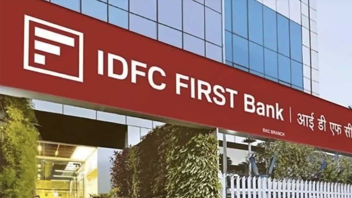 IDFC फर्स्ट बैंक घोटाला: ED ने की बड़ी कार्रवाई,  हरियाणा पंचायत विभाग के पूर्व सुपरिंटेंडेंट गिरफ्तार
