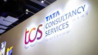 TCS ने की मल्टी ईयर डील, शेयर में दिख रहा पॉजिटिव एक्शन; चार्ट भी दे रहा खरीदारी के संकेत