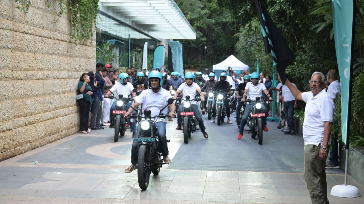 Royal Enfield के Flying Flea C6 की डिलीवरी शुरू, इस शहर से हुई शुरुआत; जानें कीमत और फीचर्स