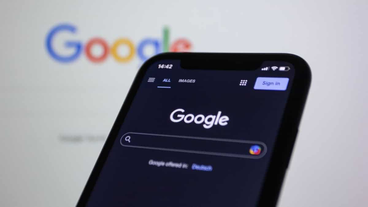 Google का नया 'Signatures' ऐप Android पर रोलआउट, अब डॉक्यूमेंट पर साइन करना होगा आसान
