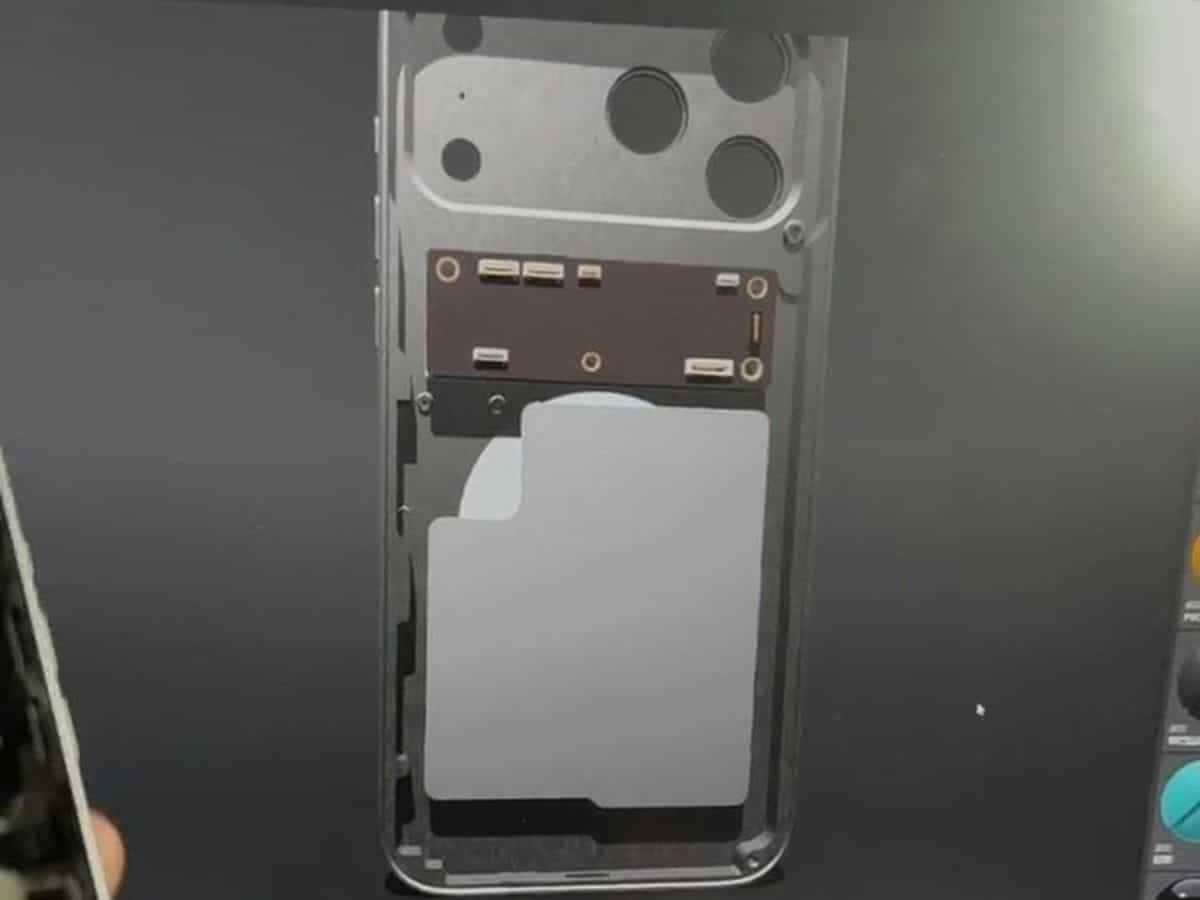 Apple iPhone 17 Pro Max Leaks price camera battery processor check with one click