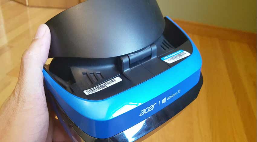 VR headset