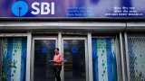 SBI offer e-gift voucher of Rs.1,000 on credit cards to its users