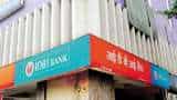 Employees protest against IDBI bank private status