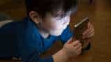 Online Safety Basics for Younger Children; how to deal with a child to keep away from smartphone
