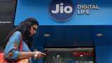 Reliance jio waiver on Postpaid mobile connection security fees 