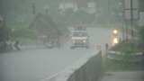 Nivar Cyclone update: Heavy rain lashes Kanchipuram in Tamil Nadu, Cyclone Nivar to make landfall between Karaikal and Mamallapuram