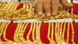 Gold falls by Rs 216 silver by Rs 200 in delhi sarafa market check current price on 16 march 2022 here