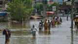 Pakistan floods updates 18 billion dollar financial loss 3.3 crore people migrated
