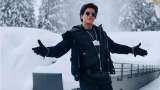 Shah Rukh Khan Birthday who taught shahrukh signature pose know interesting fact about srk king khan upcoming movies latest news