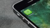 whatsapp is working on pinned messages feature now users will pinned their important message check how it works