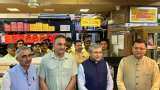 Indian Railways vande bharat express train railway minister ashwini vaishnaw reach kumar sweet shop