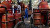 lpg cylinder Price on 1st June 2023 OMCs cut price from today ATF rate also Down check latest updates