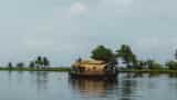 houseboat of kerala interesting story history how kettuvallam convert as houseboat difference between houseboat and shikara