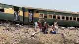 Pakistan Train Accident 15 dead 50 injured in Hazara Express bogies derail Nawabshah in Pakistan see latest update