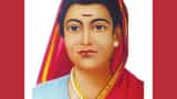 Teacher's Day 2023 on Dr Sarvepalli Radhakrishnan birthday know about first female teacher of india savitribai phule who opened doors of education for girls