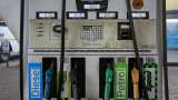 here are some ways petrol pump can cheat you and how to be careful