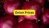 Onion Price Hike: प्याज ने फिर निकाले आंसू, 100 रुपये किलो हुआ भाव, अब जमाखोरों पर नकेल कसेगी सरकार Onion Price Hike Onion prices touches rs 100 per kg now govt to take strict action against hoarders