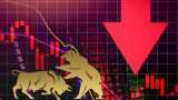 Stocks to SELL: बाजार में गिरावट के संकेत, इंट्राडे में बेच दें ये 3 शेयर Stocks to sell anil singhvi stocks ONGC Tata Motors Vedanta for selling stocks